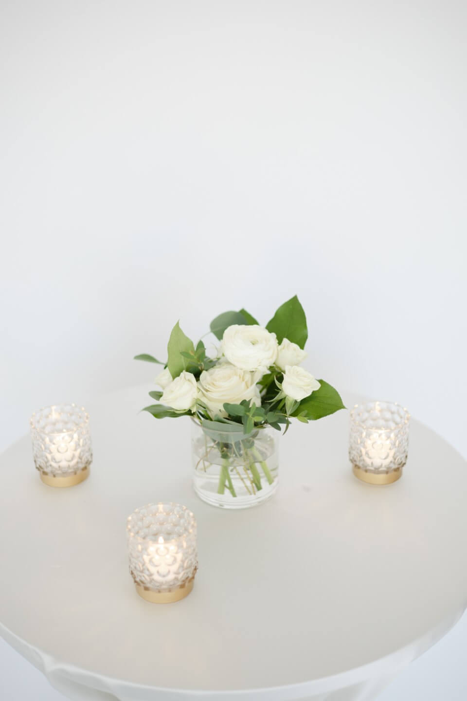 Classique Blanc || cocktail floral