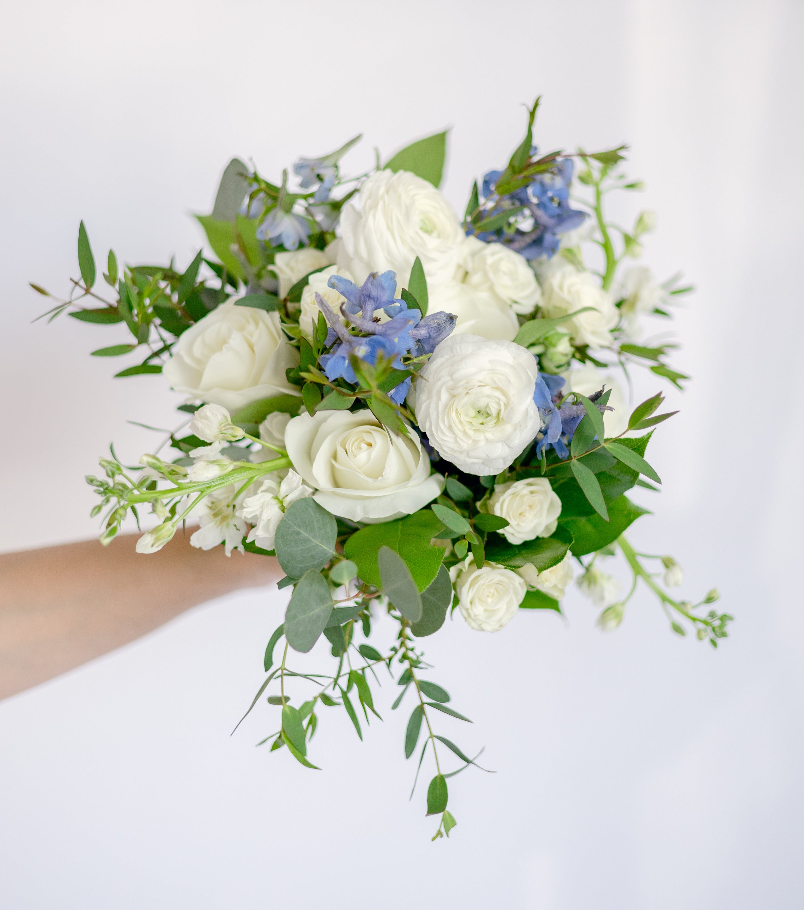 BLUE BRIDESMAID || GRAND BOUQUET