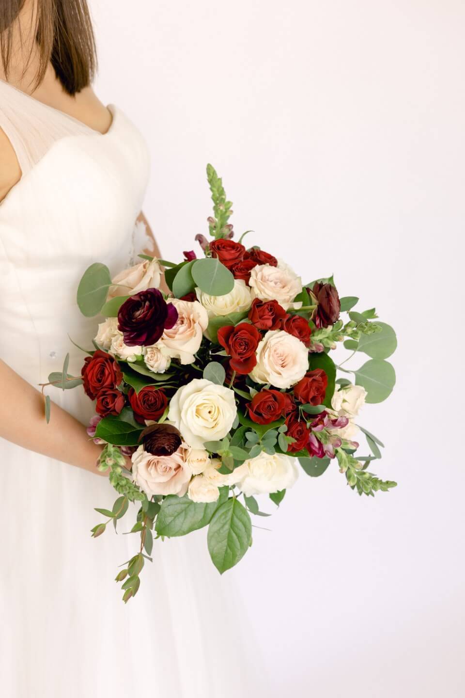 Bordeaux || bridal bouquet