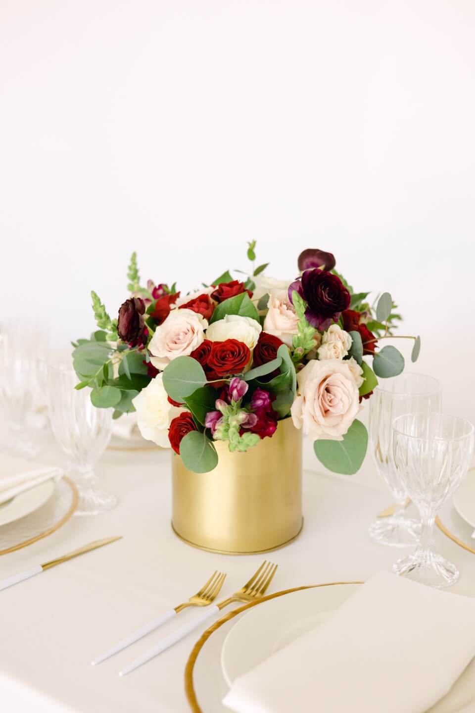 Bordeaux || grand centerpiece gold