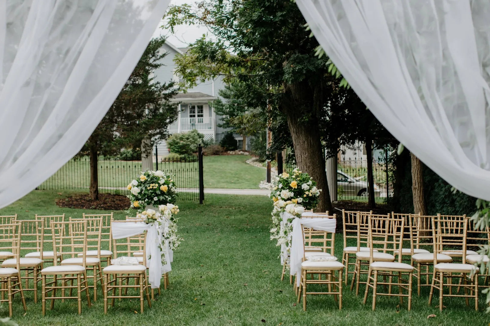 Limoncello wedding at Maxwell Mansion Lake Geneva