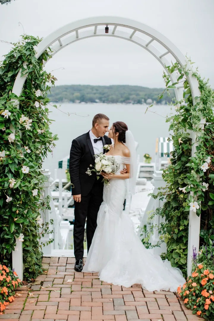 Limoncello wedding at Maxwell Mansion Lake Geneva